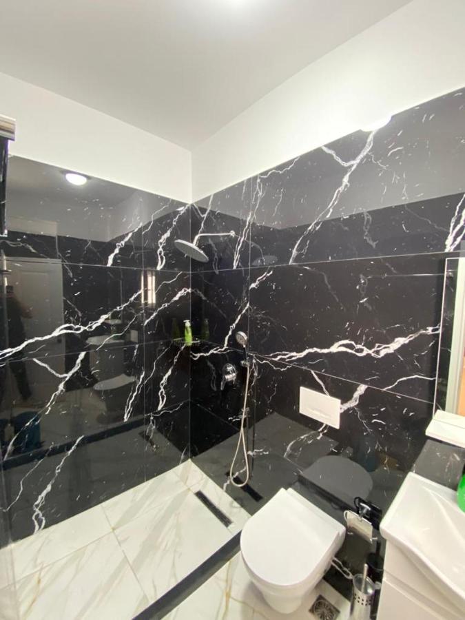 Saranda Apartments Экстерьер фото